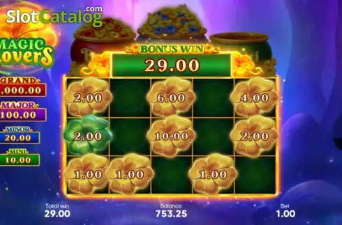 Скрин3. Magic Clovers слот