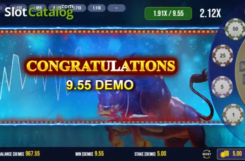 Скрин3. Santas Crashing Bull слот