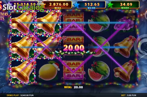 Скрин3. 5 Christmas Fruits слот