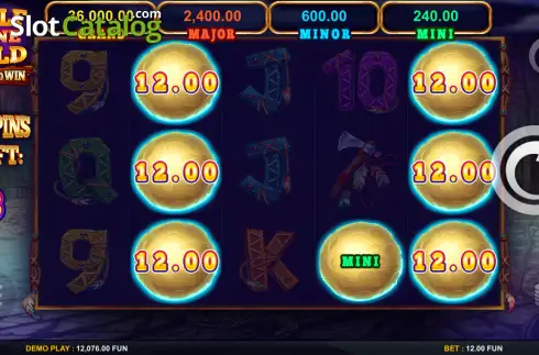 Скрин3. Wolf Gone Wild Hold and Win слот