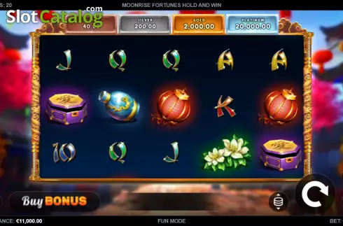 Скрин2. Moonrise Fortunes Hold & Win слот