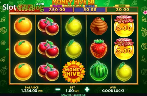 Скрин2. Money Hive 50 слот