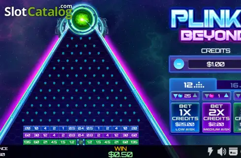 Скрин2. Plinko Beyond слот