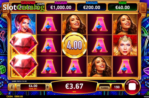 Скрин4. Vegas Hotties слот
