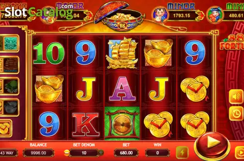 Скрин2. 888 Fortunes слот